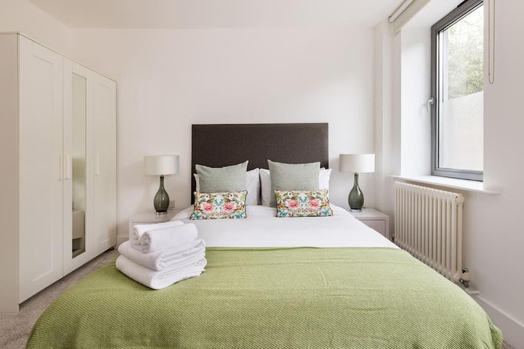 Wild Roses Serviced Apartments - Borough London Exterior photo
